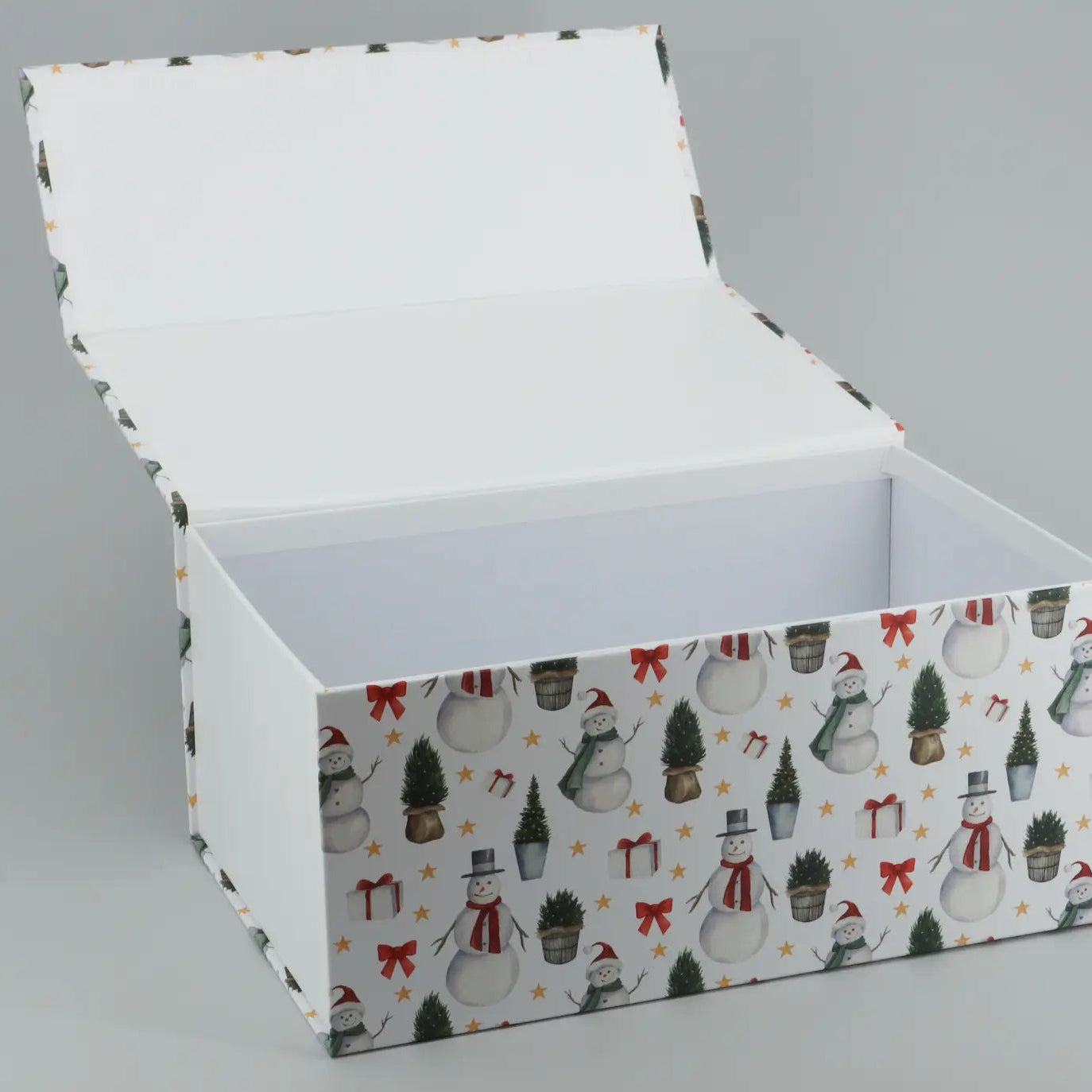 Weihnachtsbox - Schneemänner, Geschenke & Tannen - Weiß Gr. L