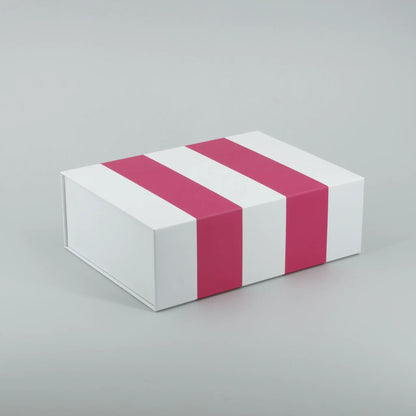 Geschenkbox mit Streifen Fuchsia Pink Magnetbox geschlossen
