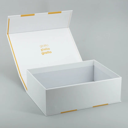 Geschenkbox mit Streifen Gelb Magnetbox geöffnet