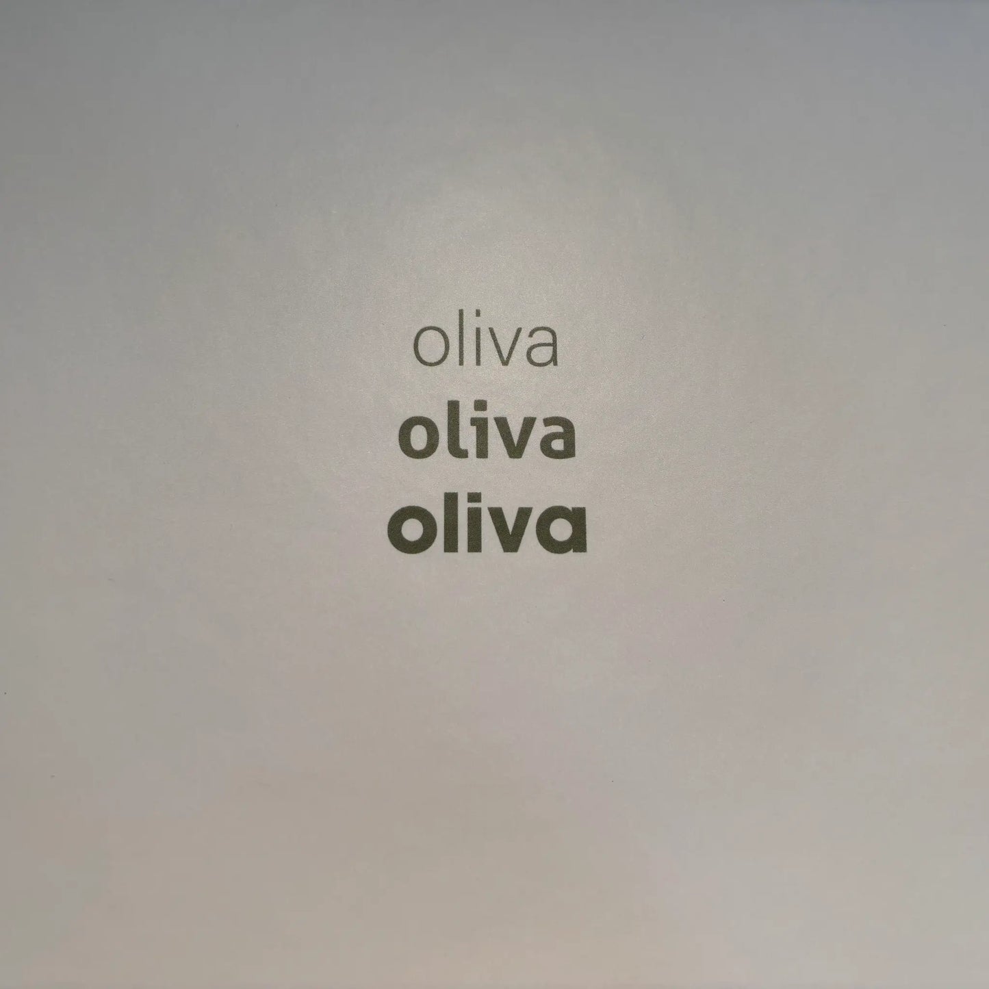 Print im Innendeckel Magnetbox Olivia Streifen Design Olive Grün